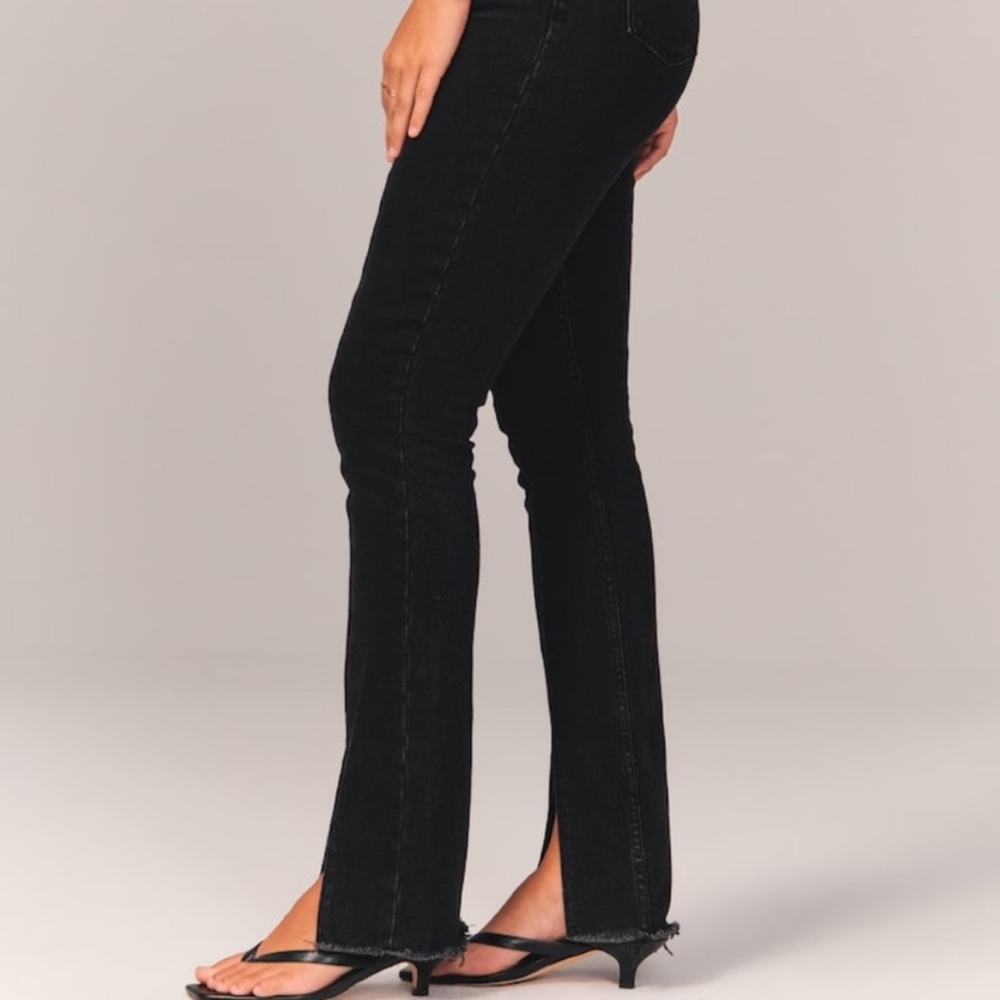 Abercrombie Curve Love High Rise Skinny Jeans with Split Hem Black - Picture 4 of 7